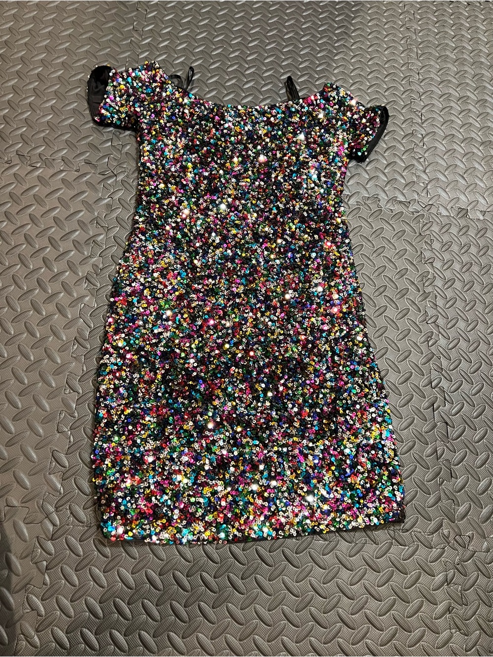Gianni Bini Women’s Multicolor Sequin Off-Shoulder Party Dress